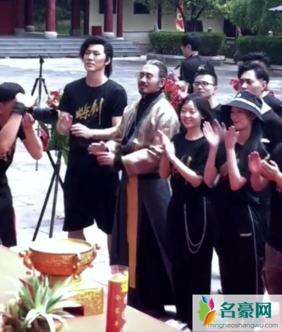 网曝吴秀波复出拍戏