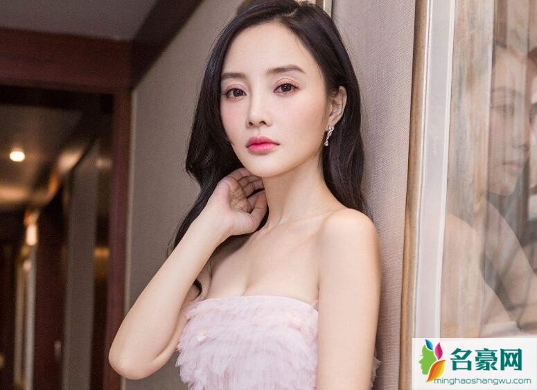 李小璐照片