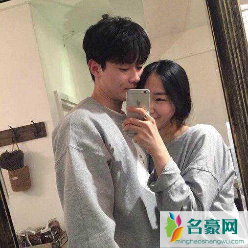 男人真心喜欢女人的7大表现,这些都装不了