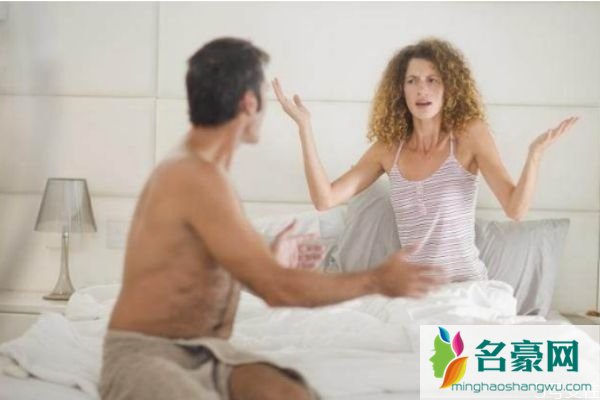 吵架沉默的男人爱你吗 吵架更能看清一个男人