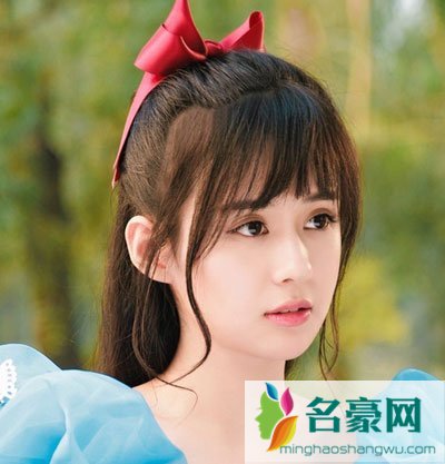 郑合惠子是哪里人 郑合惠子看起来很娇小吗