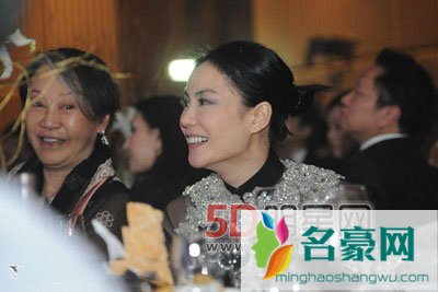 赵薇王菲怎么认识的 王菲和赵薇演的电影