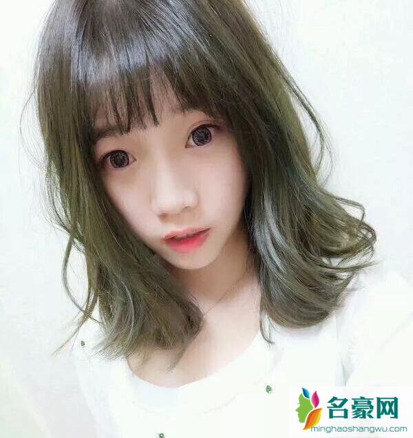 怎么看适不适合剪刘海 怎么看自己适不适合留刘海4