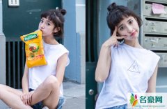小女生齐刘海发型图片 让你瞬间粉嫩减龄