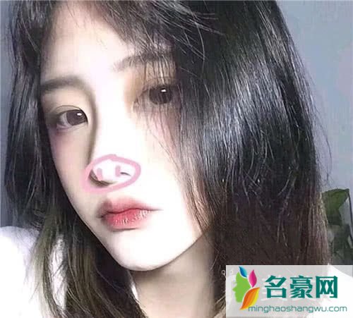 头发细软的女生