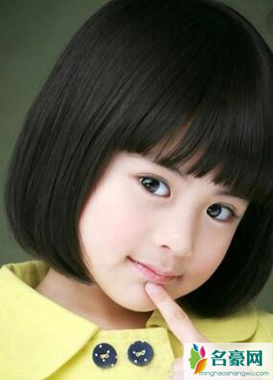 小女孩波波头短发发型图片_可爱的儿童波波头短发_波波头发型图片儿童4