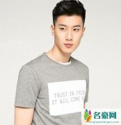 额头高的男生适合什么发型 八款额头高的男生适合