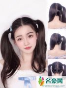 双马尾怎么扎可爱不土 校园风双马尾扎发教程