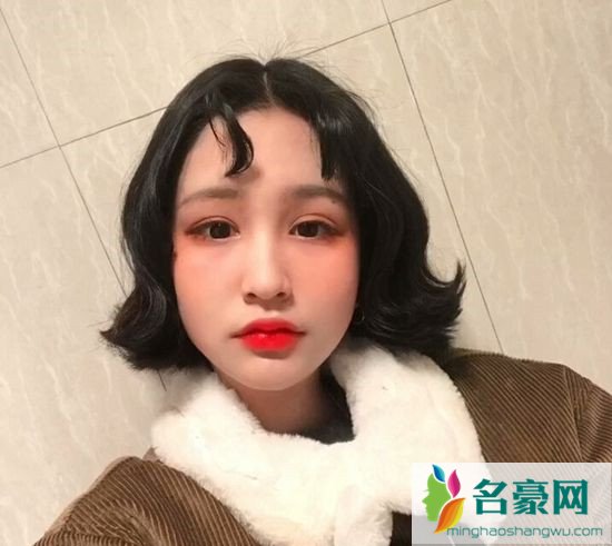 2018流行什么发型 二次元短刘海再次逆袭美发界