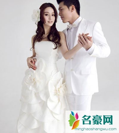 范冰冰黄少祺婚纱照 范冰冰黄少祺走地毯