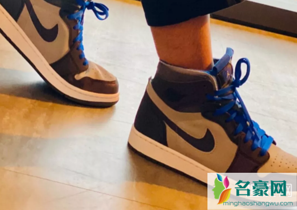 周杰伦上脚aj1英雄联盟联名 aj1英雄联盟联名什么时候出