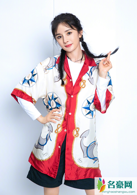 杨幂同款阿迪达斯鞋子 杨幂密室逃脱2鞋子是什么牌子