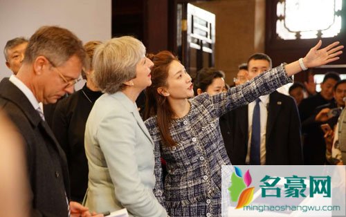 江疏影陪英国首相访华 一口英语说的实在是太溜了