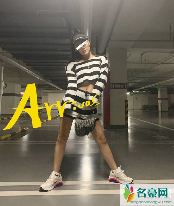 乃万、Vava、万妮达上脚的球鞋盘点 国内女rapper说唱女神球鞋图片