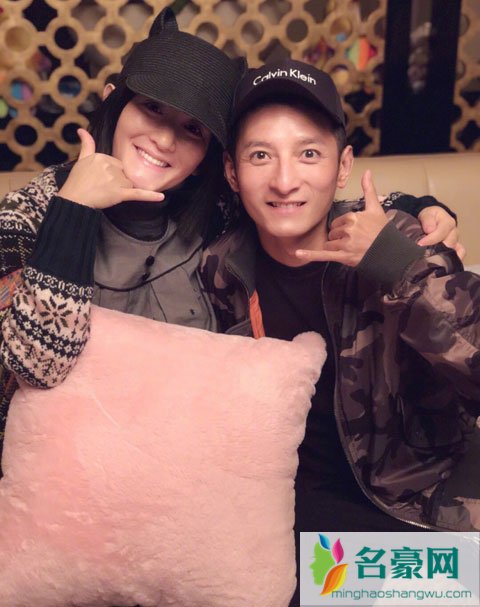 谢娜预产期临近疑似双胞胎女孩 众好友送礼暴露性别