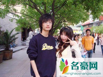 许嵩的女朋友死了没 许嵩死了几个女朋友
