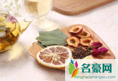 干柠檬片变褐色还能喝吗4