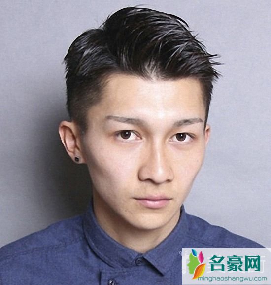 20岁男生适合什么发型_20岁男精神发型_20岁的青年发型_20岁左右适合的发型男5