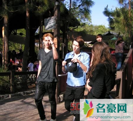 吴世勋和吴亦凡谁帅 吴亦凡和吴世勋关系