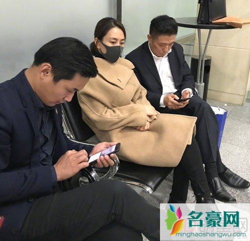 马苏面容严肃现身法院 准备起诉黄毅清诽谤黄毅清或负法律责任