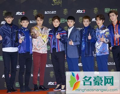 exo女装扮相 exo真正的qq号
