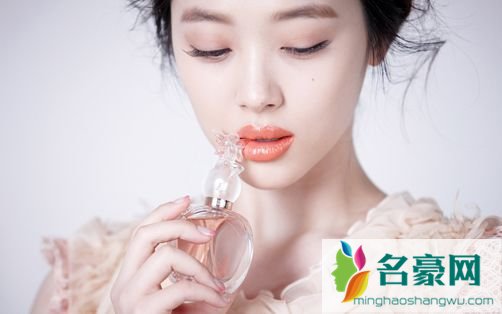 韩国女星崔雪莉资料简介 崔雪莉有多高 