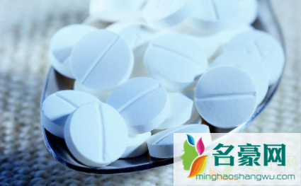 维c片变黄还有效果吗1
