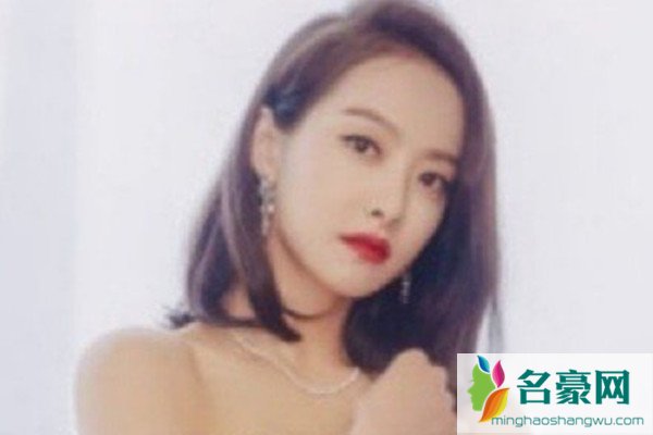 女友无缘无故生气了怎么办 女友无缘无故生气了怎么哄