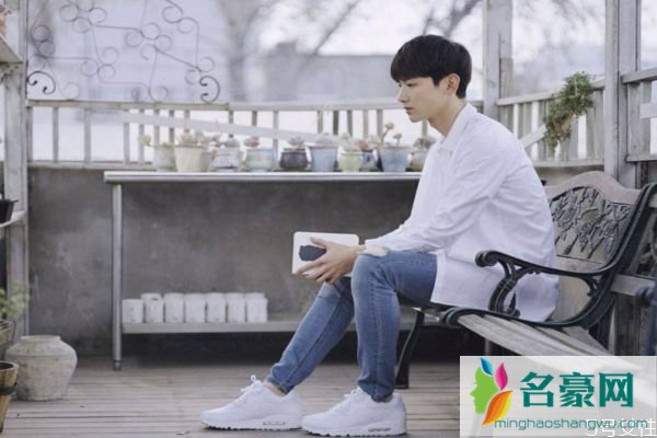 男生为什么忘不了初恋 女生是否要计较男生初恋