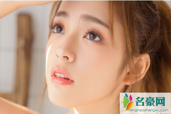 男生第一眼会看女生哪里 如何快速取得男生好感