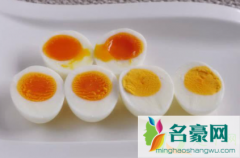 溏心蛋和全熟蛋哪个营养高 溏心蛋水开后煮几分钟