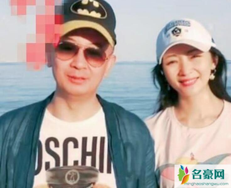 44岁黄海波近照