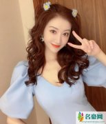 景甜晒甜美近照 头戴两朵小雏菊头饰少女感满分