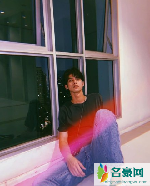 假偶天成bright壁纸图片无水印 假偶天成男主bright个人资料7