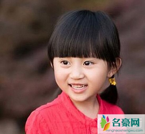 儿童刘海发型怎么扎_儿童刘海发型图_可爱小女孩刘海发型扎法3