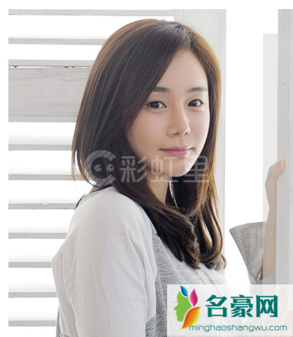 最新侧分刘海发型盘点 七款不用样侧分发型美翻
