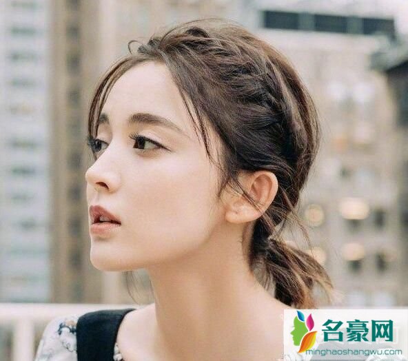 鱼骨辫扎发