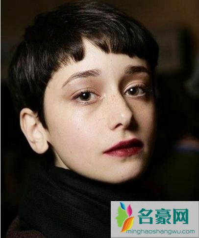 雪莉郭彩洁变身时髦精 只因剪了这款眉上刘