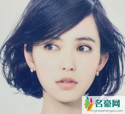 显脸瘦的刘海发型