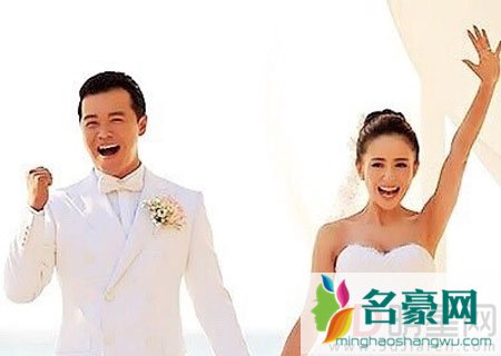 陈思诚探班佟丽娅共度圣诞 渣男这是要开始洗白了吗
