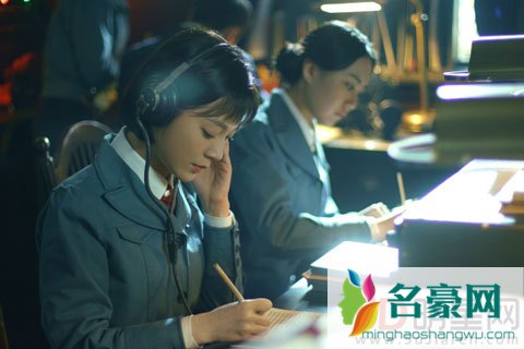 毛林林剧中和小姐搞暧昧 剧外宣布出柜获祝福