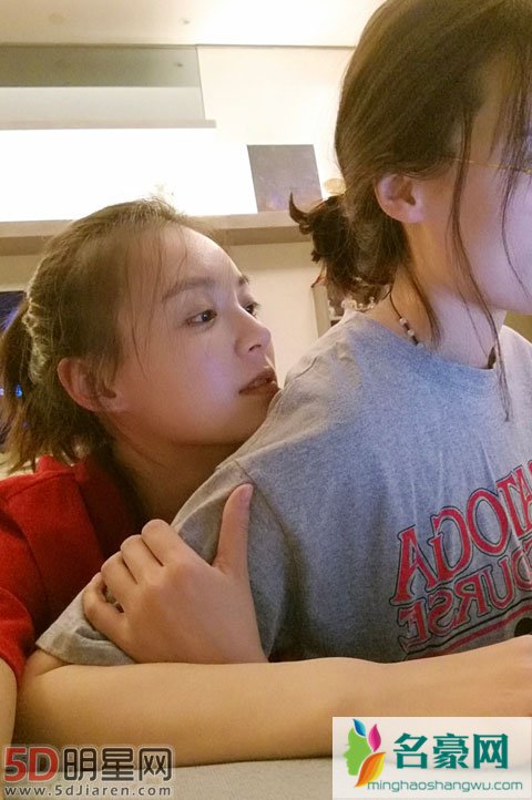 毛林林剧中和小姐搞暧昧 剧外宣布出柜获祝福