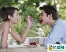 男人不在乎你的表现 从这三点就能看出端倪