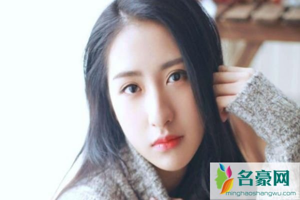 分手后总想联系他怎么办 分手后想他了该联系吗