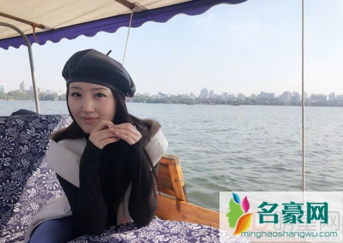 杨钰莹被传结婚 结婚对象不是毛宁而是他