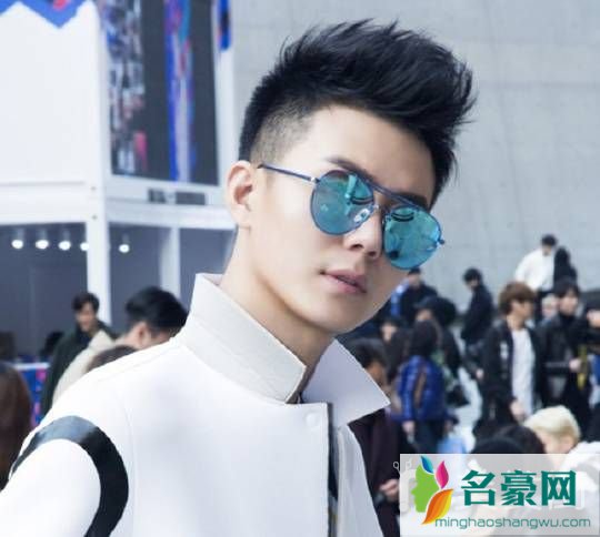 名豪网今日七夕约会发型：飞机头发型