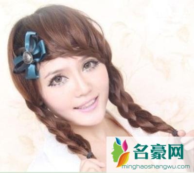 斜刘海麻花辫