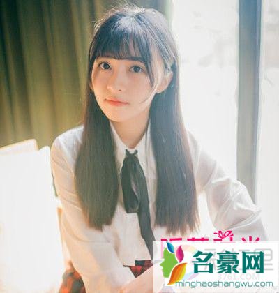 下巴短适合什么刘海？多款修颜刘海修饰短下巴