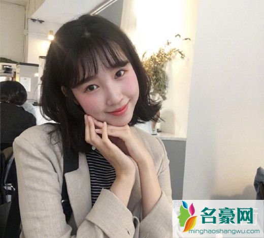 2019减龄发型齐耳短发_最美女孩子短发的发型图片3