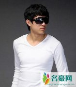 男斜刘海发型图片 随意时尚的斜刘海造型更炫更迷